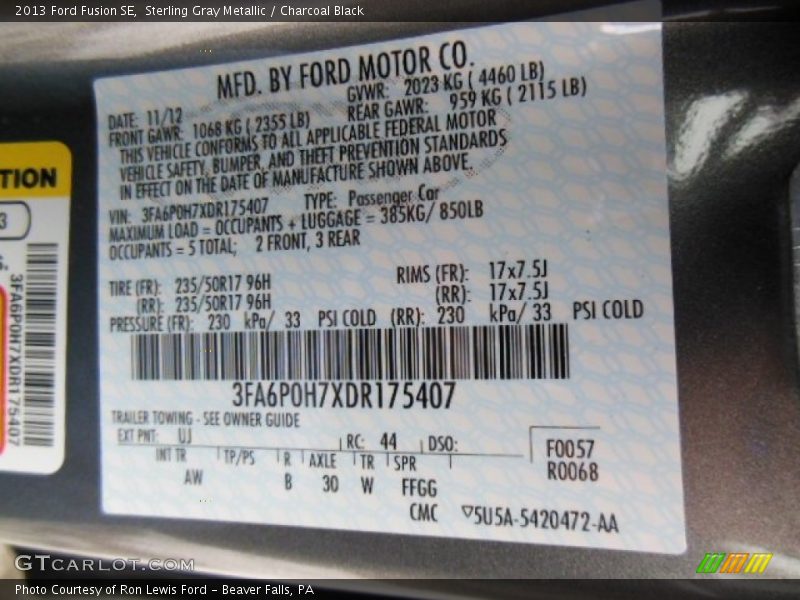 Sterling Gray Metallic / Charcoal Black 2013 Ford Fusion SE