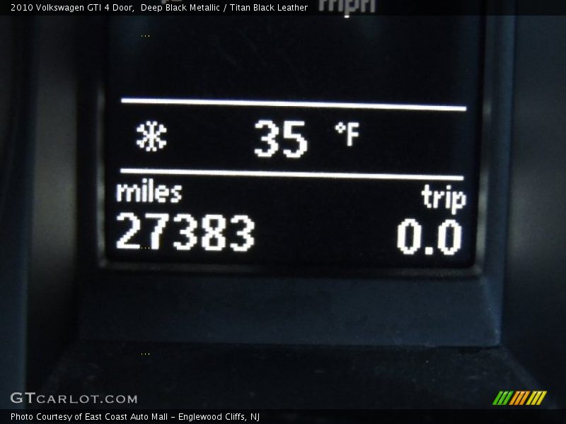 Deep Black Metallic / Titan Black Leather 2010 Volkswagen GTI 4 Door