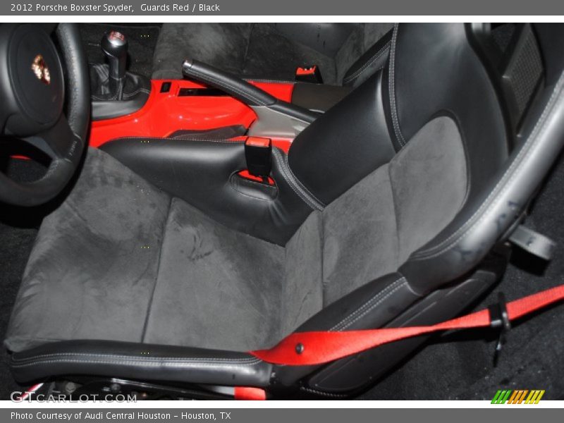 Guards Red / Black 2012 Porsche Boxster Spyder