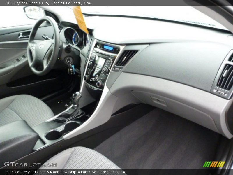 Pacific Blue Pearl / Gray 2011 Hyundai Sonata GLS