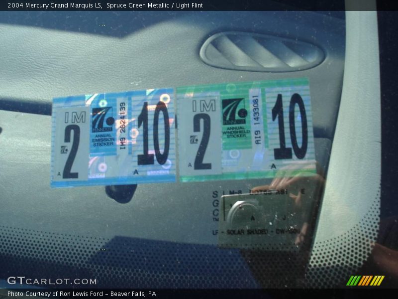 Spruce Green Metallic / Light Flint 2004 Mercury Grand Marquis LS