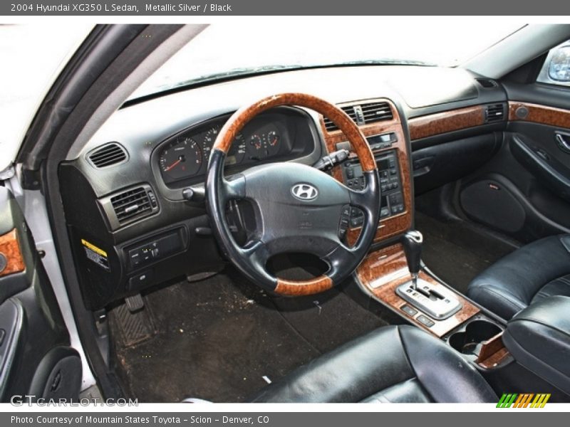 Metallic Silver / Black 2004 Hyundai XG350 L Sedan