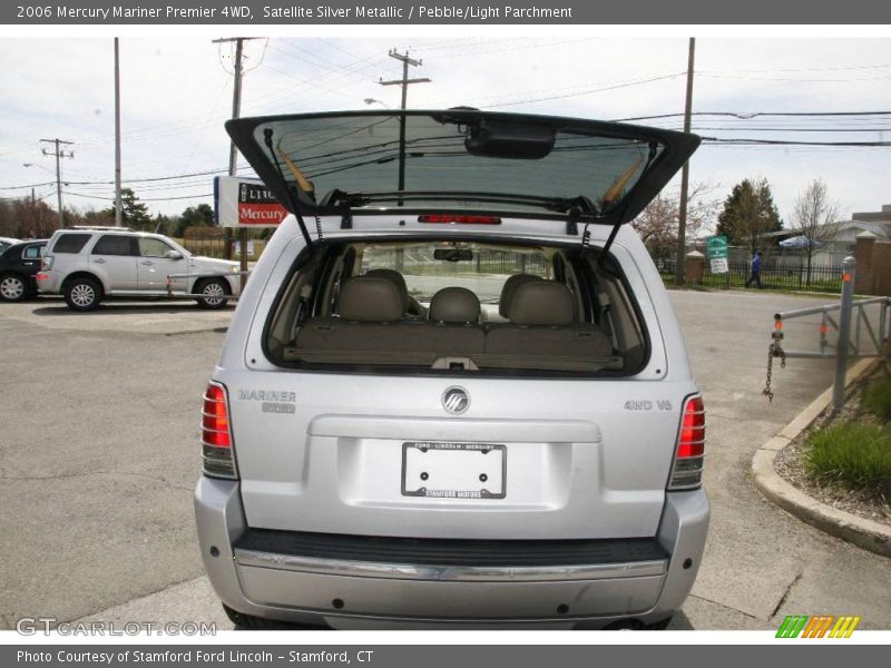 Satellite Silver Metallic / Pebble/Light Parchment 2006 Mercury Mariner Premier 4WD