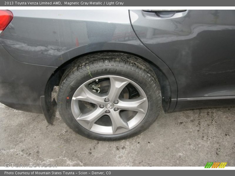 Magnetic Gray Metallic / Light Gray 2013 Toyota Venza Limited AWD