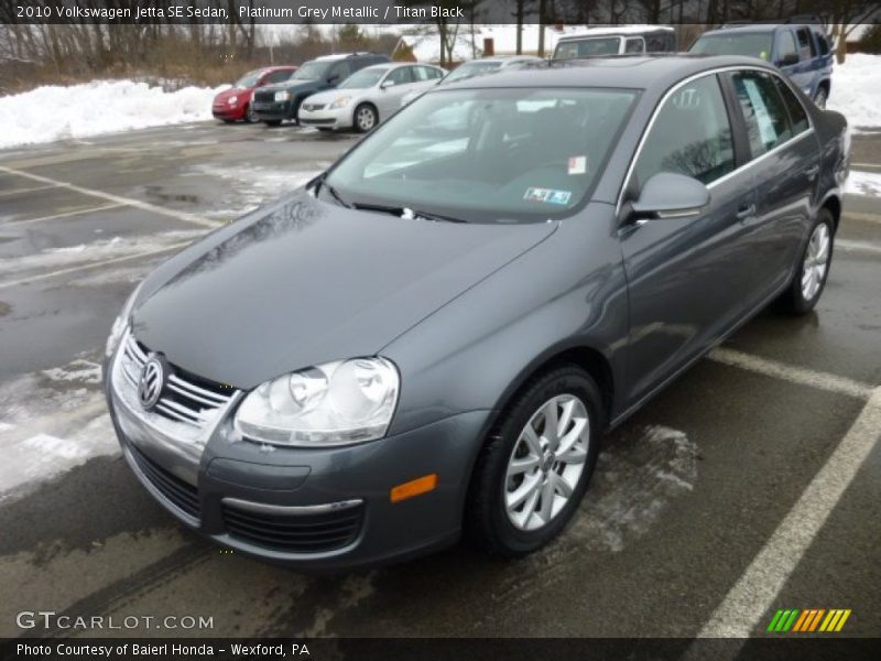 Platinum Grey Metallic / Titan Black 2010 Volkswagen Jetta SE Sedan