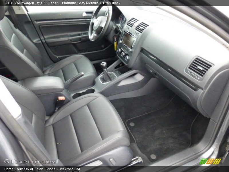 Platinum Grey Metallic / Titan Black 2010 Volkswagen Jetta SE Sedan