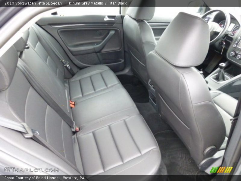 Platinum Grey Metallic / Titan Black 2010 Volkswagen Jetta SE Sedan