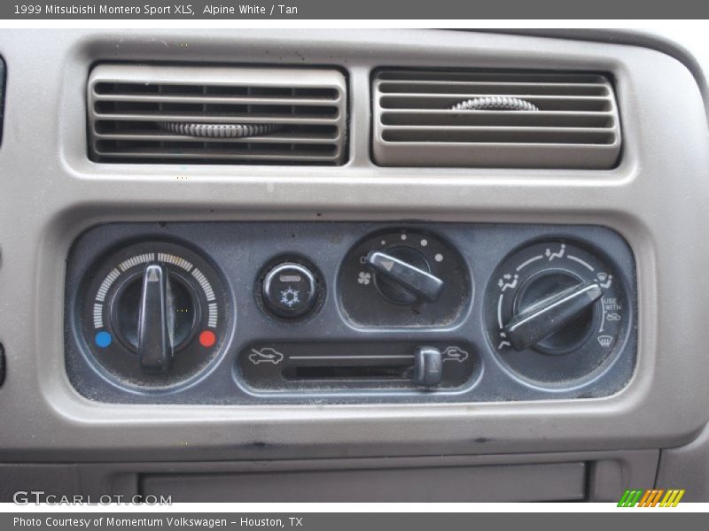 Alpine White / Tan 1999 Mitsubishi Montero Sport XLS