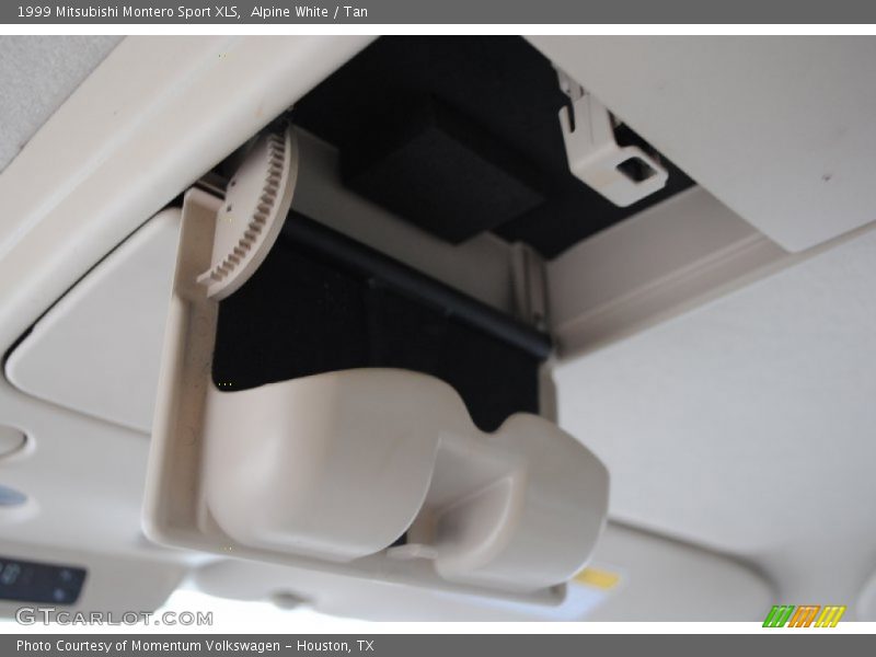 Alpine White / Tan 1999 Mitsubishi Montero Sport XLS