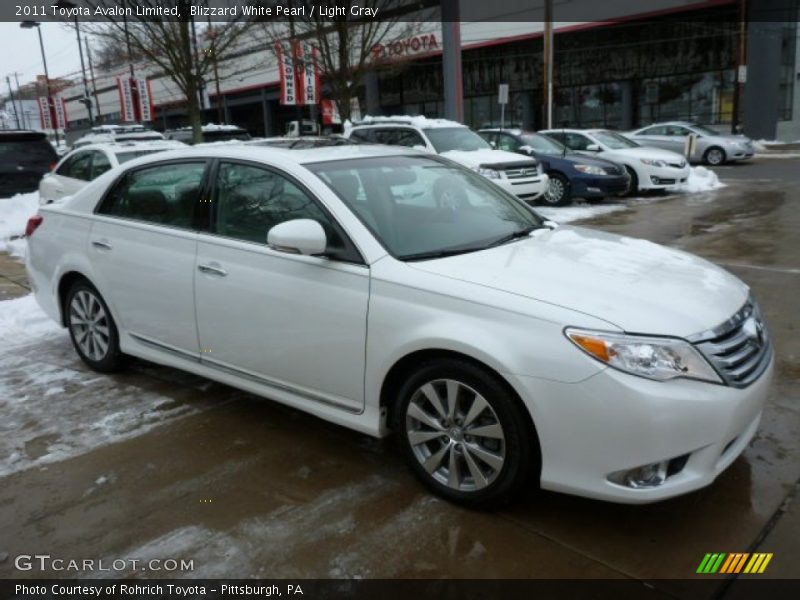 Blizzard White Pearl / Light Gray 2011 Toyota Avalon Limited