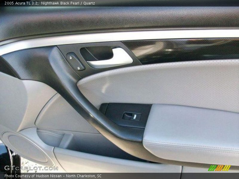 Nighthawk Black Pearl / Quartz 2005 Acura TL 3.2