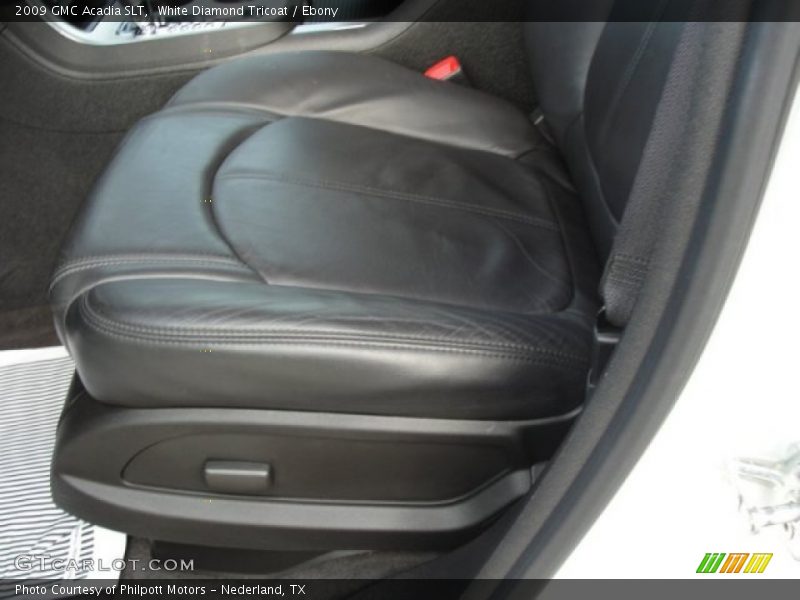 White Diamond Tricoat / Ebony 2009 GMC Acadia SLT
