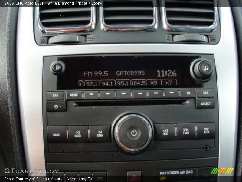 White Diamond Tricoat / Ebony 2009 GMC Acadia SLT