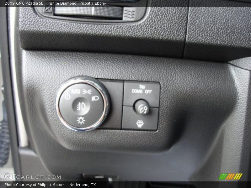 White Diamond Tricoat / Ebony 2009 GMC Acadia SLT
