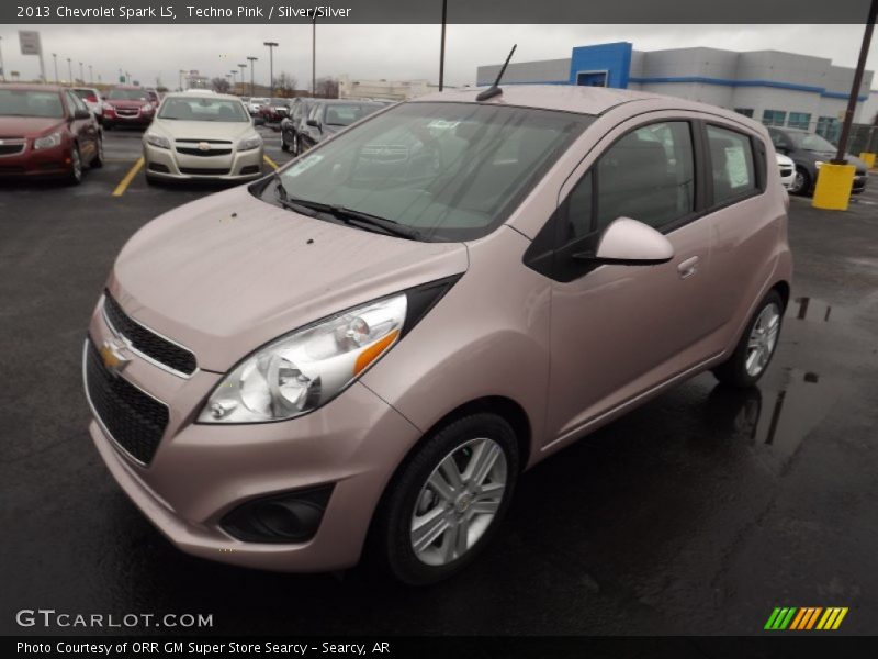 Front 3/4 View of 2013 Spark LS