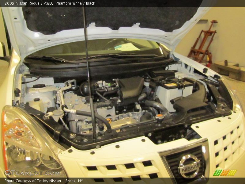 Phantom White / Black 2009 Nissan Rogue S AWD