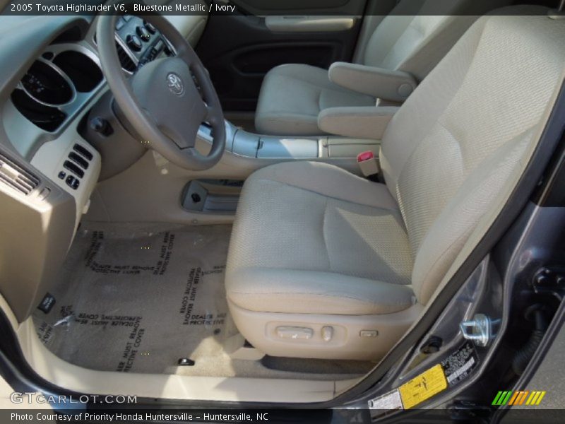 Bluestone Metallic / Ivory 2005 Toyota Highlander V6
