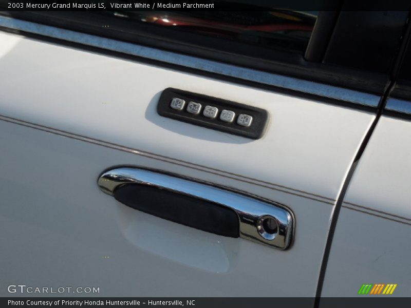 Vibrant White / Medium Parchment 2003 Mercury Grand Marquis LS