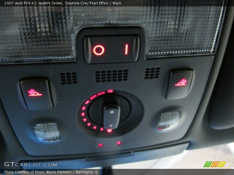 Controls of 2007 RS4 4.2 quattro Sedan