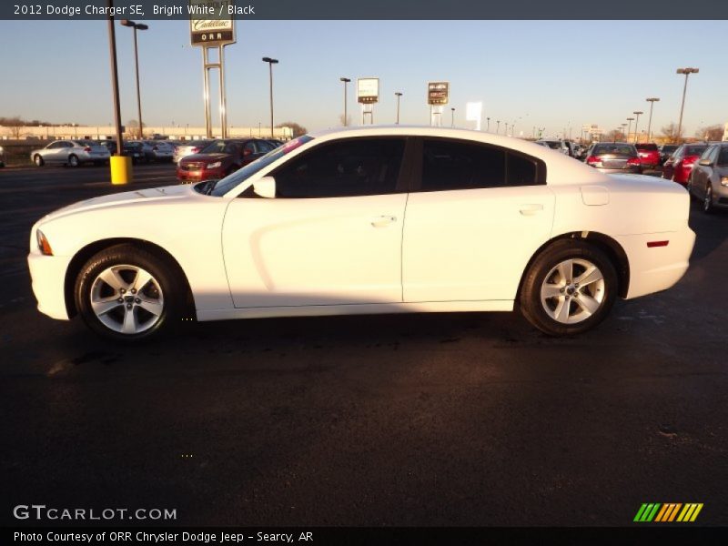 Bright White / Black 2012 Dodge Charger SE