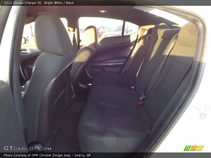 Bright White / Black 2012 Dodge Charger SE