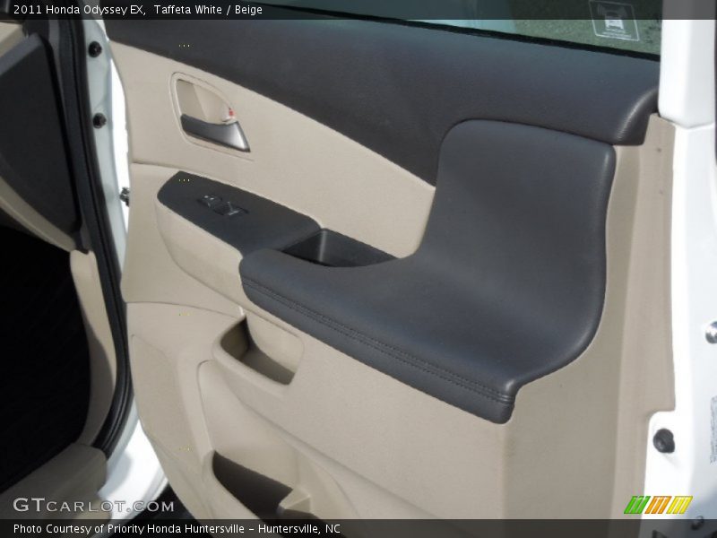 Taffeta White / Beige 2011 Honda Odyssey EX