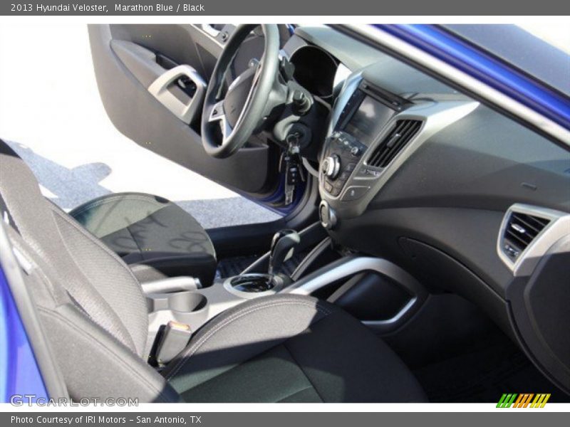 Marathon Blue / Black 2013 Hyundai Veloster