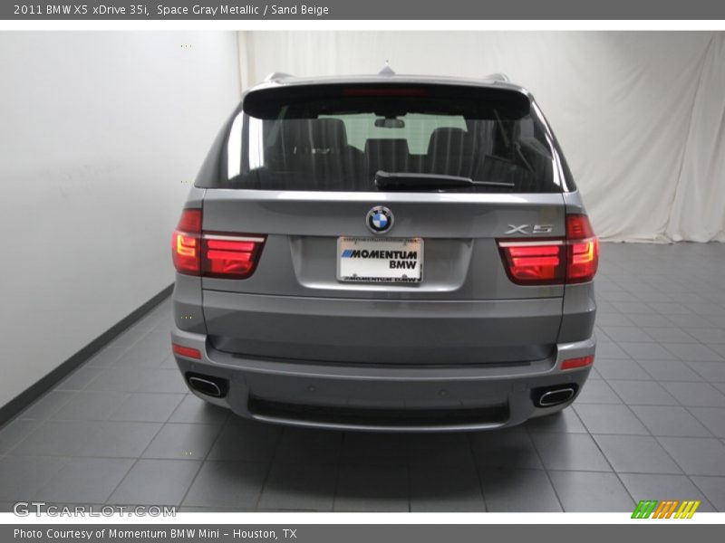 Space Gray Metallic / Sand Beige 2011 BMW X5 xDrive 35i