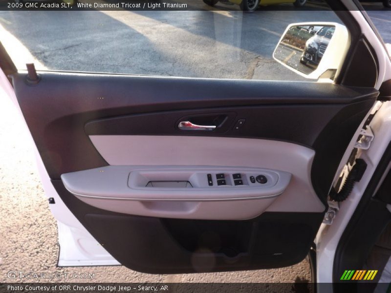 White Diamond Tricoat / Light Titanium 2009 GMC Acadia SLT