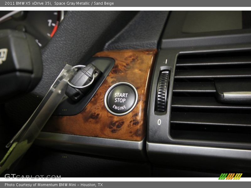 Space Gray Metallic / Sand Beige 2011 BMW X5 xDrive 35i