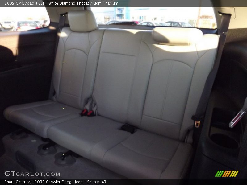 White Diamond Tricoat / Light Titanium 2009 GMC Acadia SLT