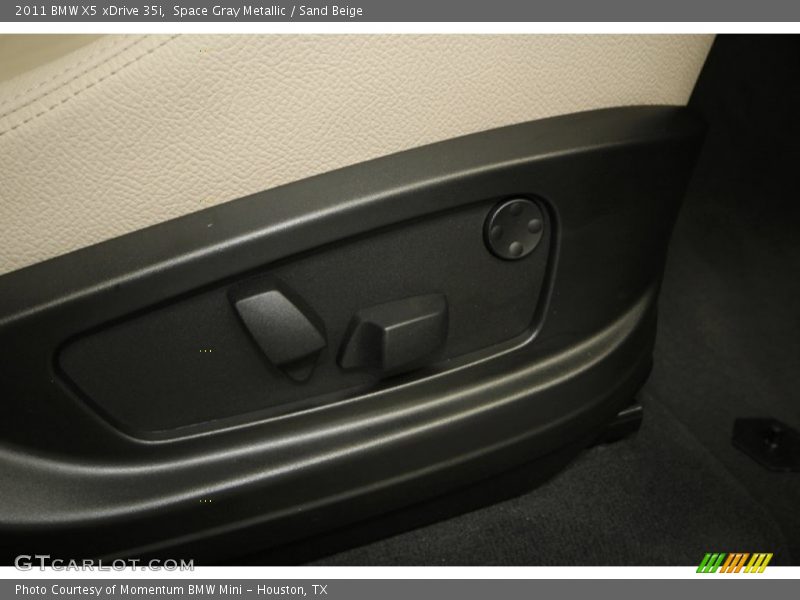 Space Gray Metallic / Sand Beige 2011 BMW X5 xDrive 35i
