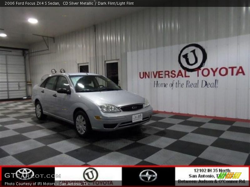 CD Silver Metallic / Dark Flint/Light Flint 2006 Ford Focus ZX4 S Sedan