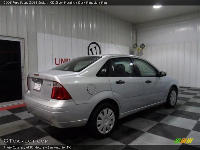 CD Silver Metallic / Dark Flint/Light Flint 2006 Ford Focus ZX4 S Sedan
