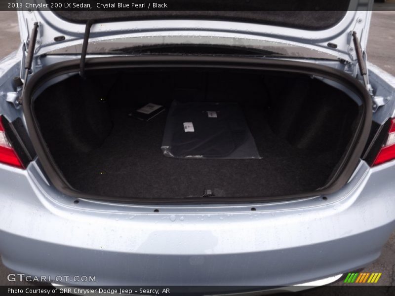  2013 200 LX Sedan Trunk