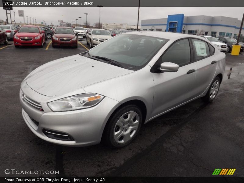 Bright Silver Metallic / Black 2013 Dodge Dart SE