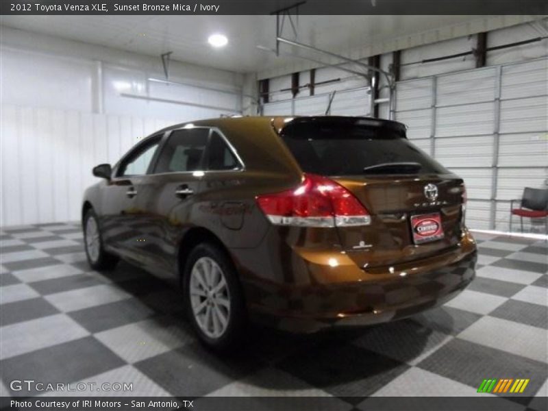 Sunset Bronze Mica / Ivory 2012 Toyota Venza XLE