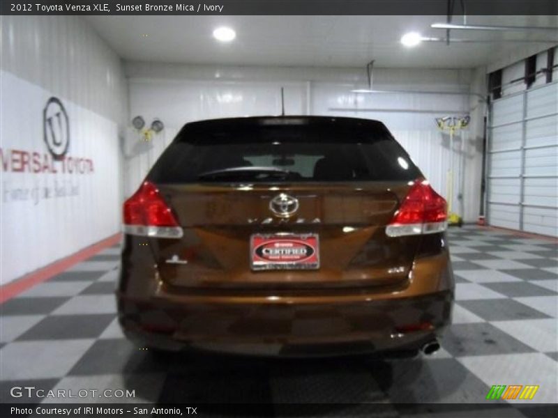 Sunset Bronze Mica / Ivory 2012 Toyota Venza XLE