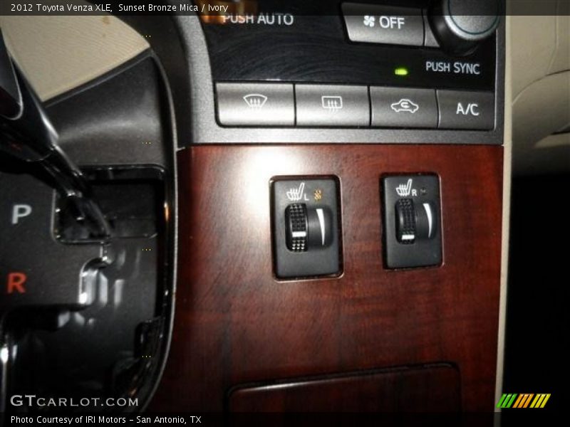 Sunset Bronze Mica / Ivory 2012 Toyota Venza XLE