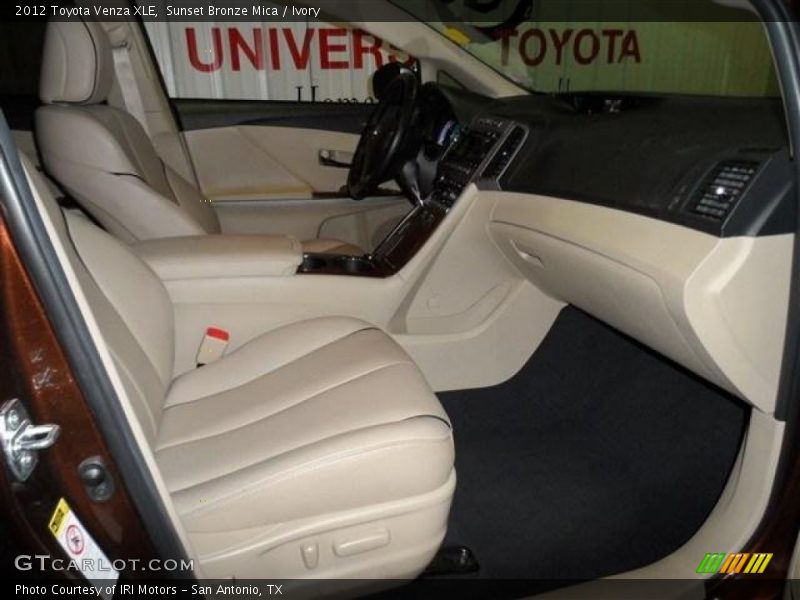 Sunset Bronze Mica / Ivory 2012 Toyota Venza XLE