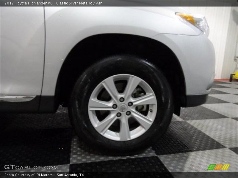 Classic Silver Metallic / Ash 2012 Toyota Highlander V6