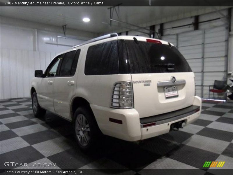 Oxford White / Camel 2007 Mercury Mountaineer Premier