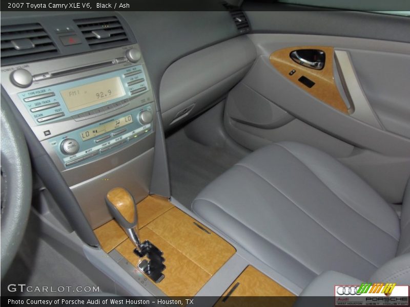 Black / Ash 2007 Toyota Camry XLE V6