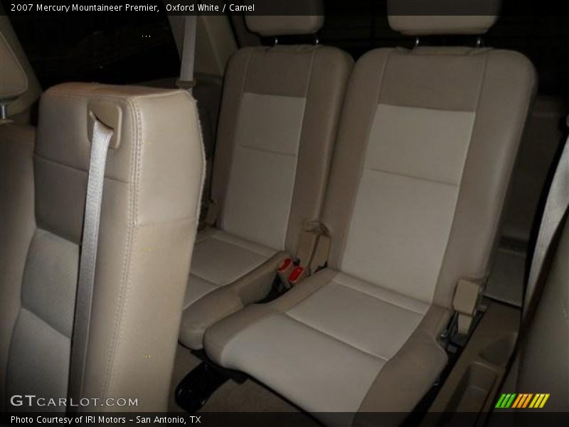 Oxford White / Camel 2007 Mercury Mountaineer Premier