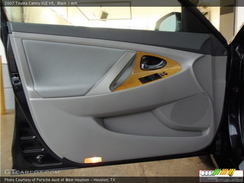 Black / Ash 2007 Toyota Camry XLE V6