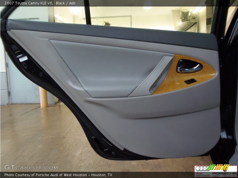 Black / Ash 2007 Toyota Camry XLE V6