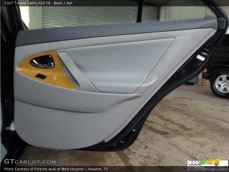 Black / Ash 2007 Toyota Camry XLE V6