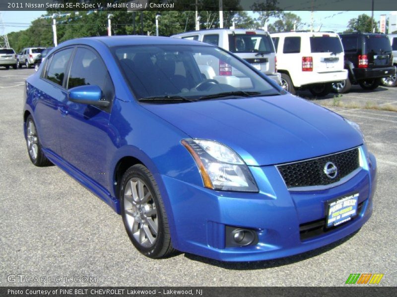 Front 3/4 View of 2011 Sentra SE-R Spec V