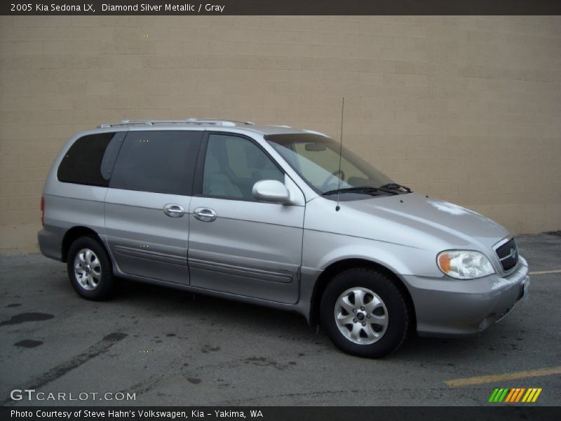 Diamond Silver Metallic / Gray 2005 Kia Sedona LX