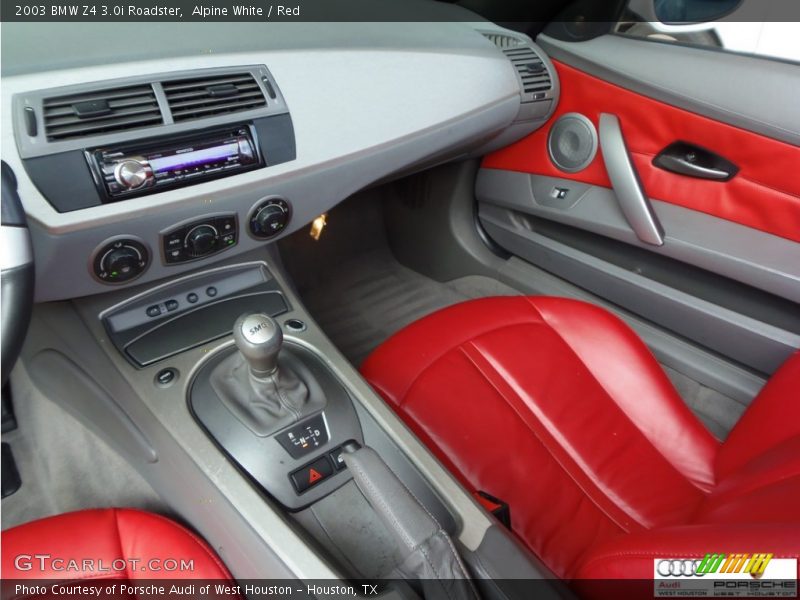 Alpine White / Red 2003 BMW Z4 3.0i Roadster